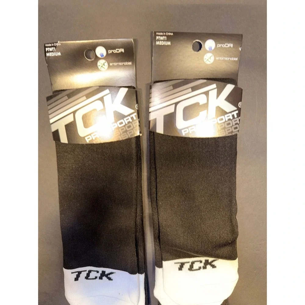 TCK Pro Sport PTWT1 Black White Over the Calf Athletic Socks 2 Pairs Mens Medium